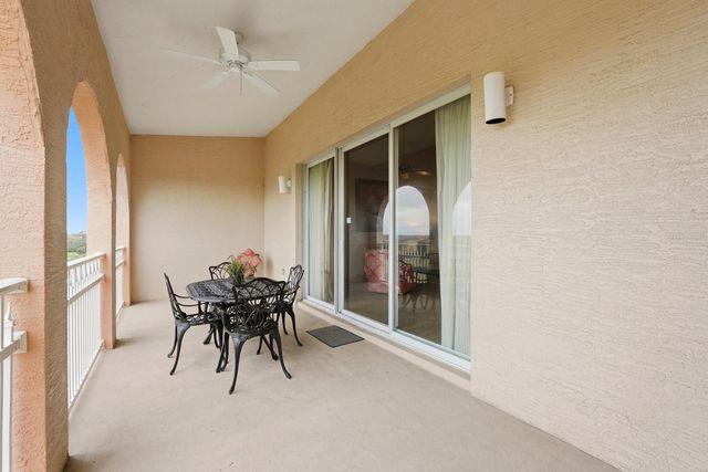 5 OCEAN CREST DRIVE 1443, Palm Coast, FL 32137