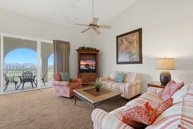 5 OCEAN CREST DRIVE 1443, Palm Coast, FL 32137