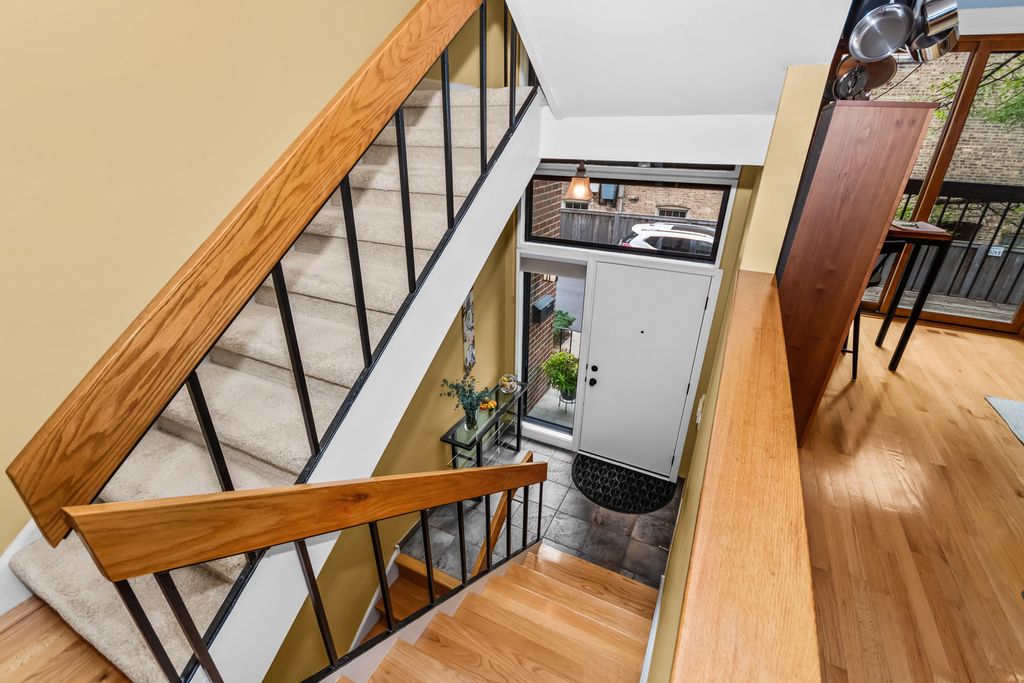 1624 Central Street C, Evanston, IL 60201 — photo 2