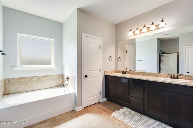 119 Natchitoches Drive, Lafayette, LA 70506