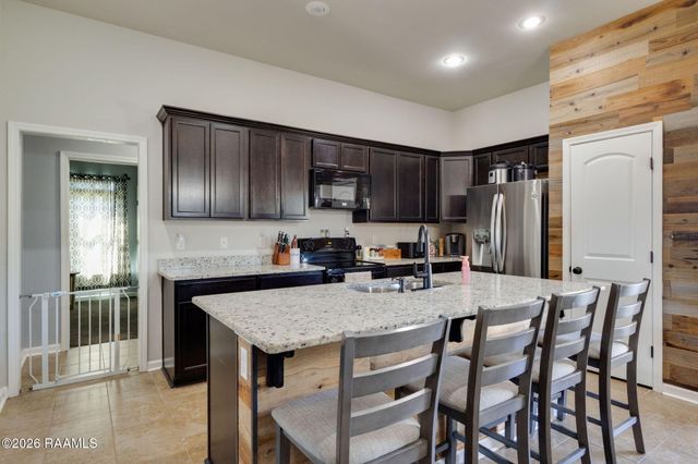 119 Natchitoches Drive, Lafayette, LA 70506