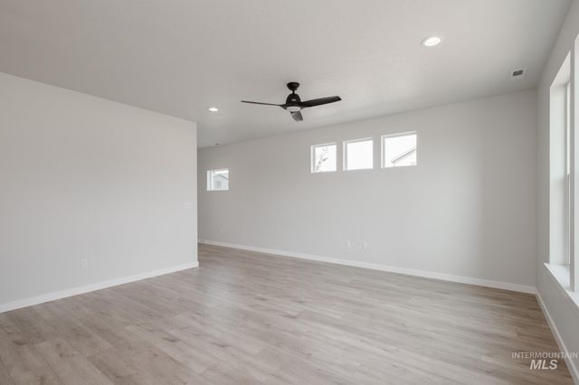 10574 W Teratai St, Star, ID 83669