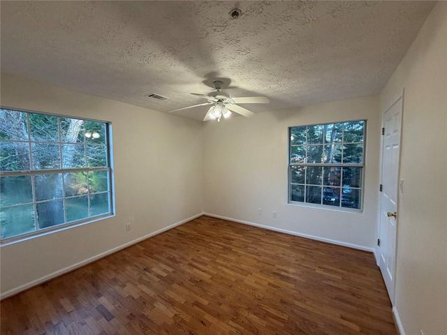 1417 Keys Crossing NE Drive 1417, Brookhaven, GA 30319