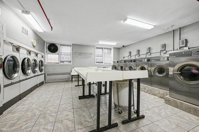 84-29 153rd Avenue 2E, Howard Beach, NY 11414
