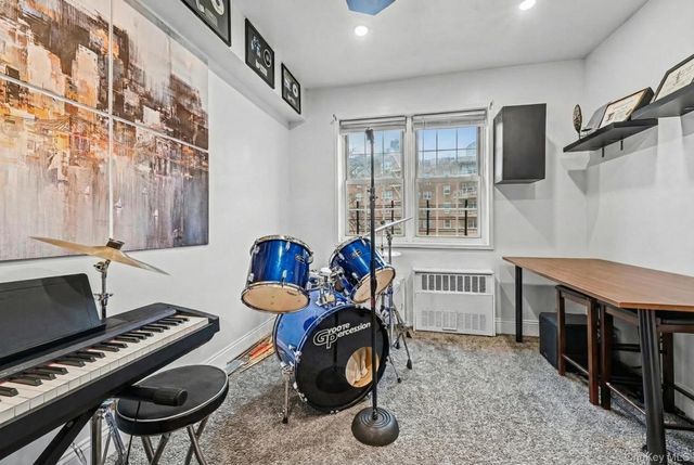 84-29 153rd Avenue 2E, Howard Beach, NY 11414