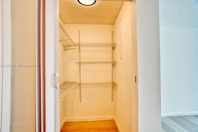 10829 NW 3rd Ct B12L, Pembroke Pines, FL 33026