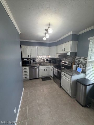 497 Southeast Avenue, Tallmadge, OH 44278