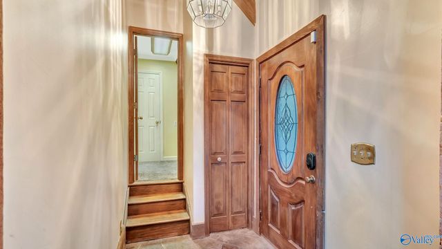 2707 Churchill Drive SE, Huntsville, AL 35801