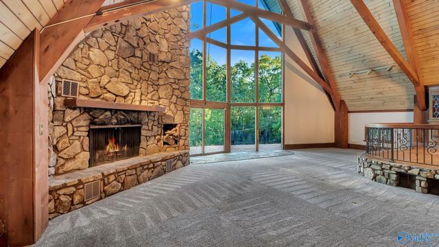 2707 Churchill Drive SE, Huntsville, AL 35801