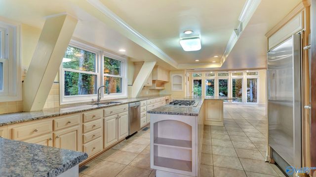 2707 Churchill Drive SE, Huntsville, AL 35801