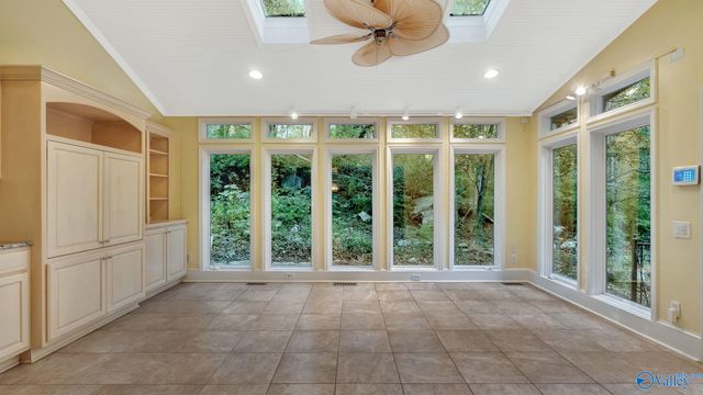 2707 Churchill Drive SE, Huntsville, AL 35801