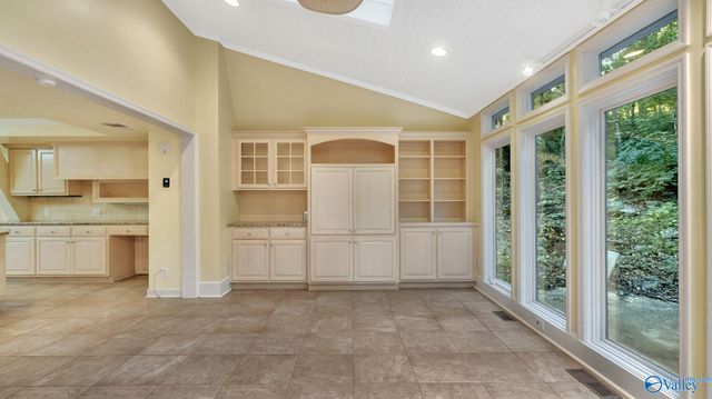 2707 Churchill Drive SE, Huntsville, AL 35801