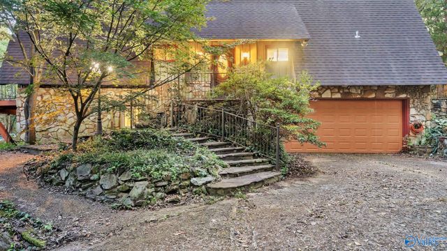 2707 Churchill Drive SE, Huntsville, AL 35801