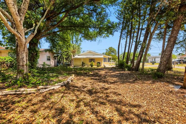 4420 44TH STREET N, St Petersburg, FL 33714