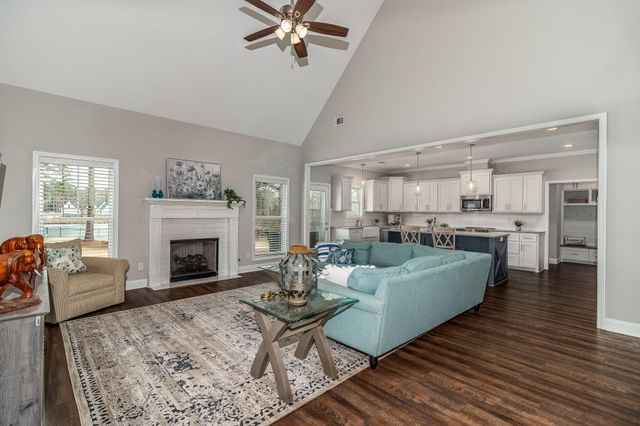 369 Dove Lake Drive, North Augusta, SC 29841