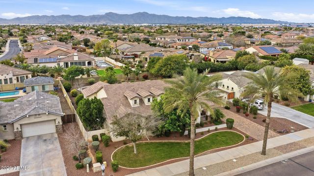 4598 N VILLAGE Parkway, Litchfield Park, AZ 85340