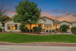 4598 N VILLAGE Parkway, Litchfield Park, AZ 85340