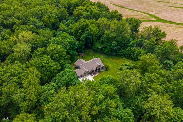 7777 E County Road 50 N, Seymour, IN 47274