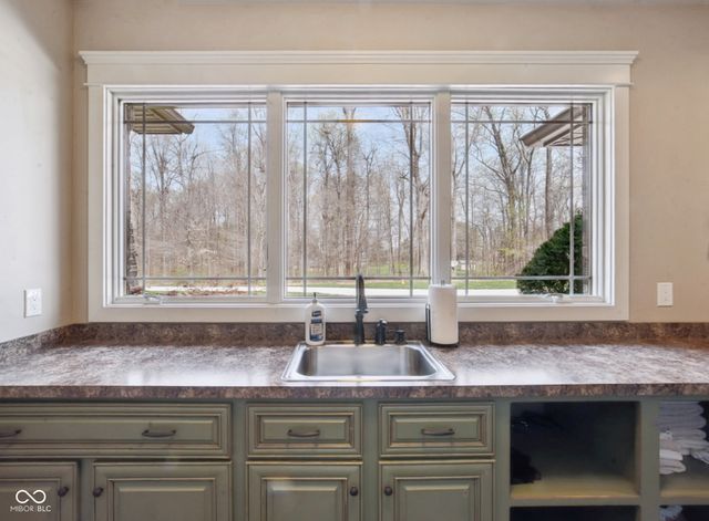 7777 E County Road 50 N, Seymour, IN 47274