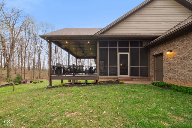 7777 E County Road 50 N, Seymour, IN 47274