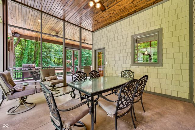 7777 E County Road 50 N, Seymour, IN 47274