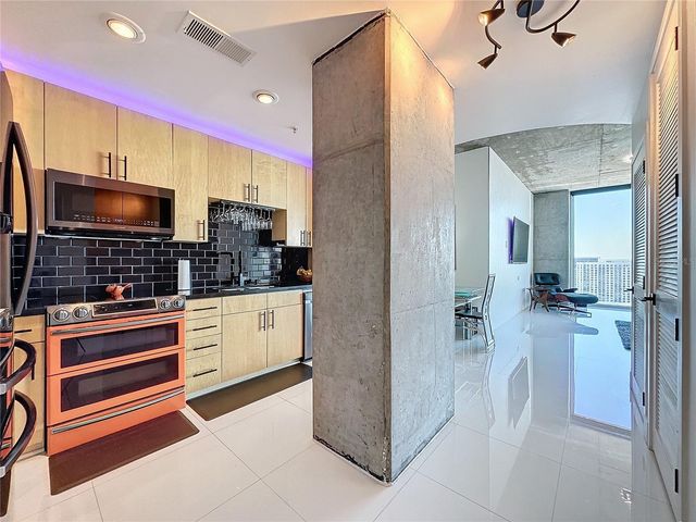 155 S COURT AVENUE 2111, Orlando, FL 32801