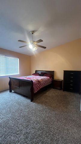 5596 W Pinedale Avenue, Fresno, CA 93722