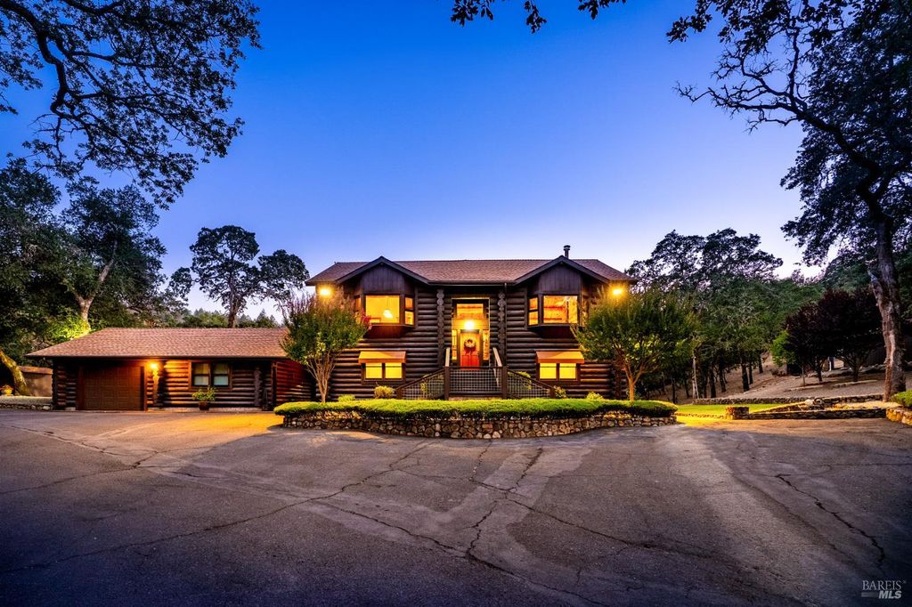 700 Petrified Forest Rd, Calistoga, CA 94515