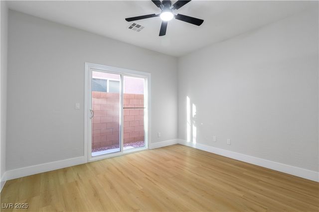 7342 Brisbane Hills Street, Las Vegas, NV 89166