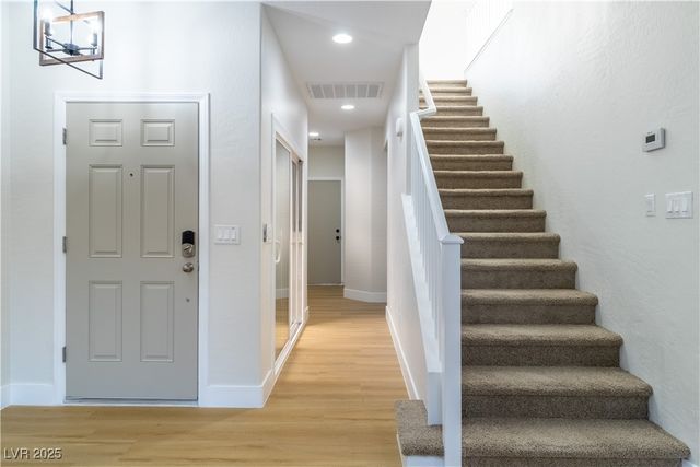 7342 Brisbane Hills Street, Las Vegas, NV 89166