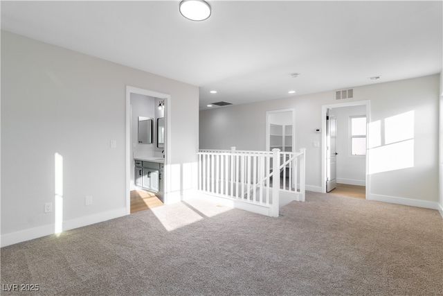 7342 Brisbane Hills Street, Las Vegas, NV 89166