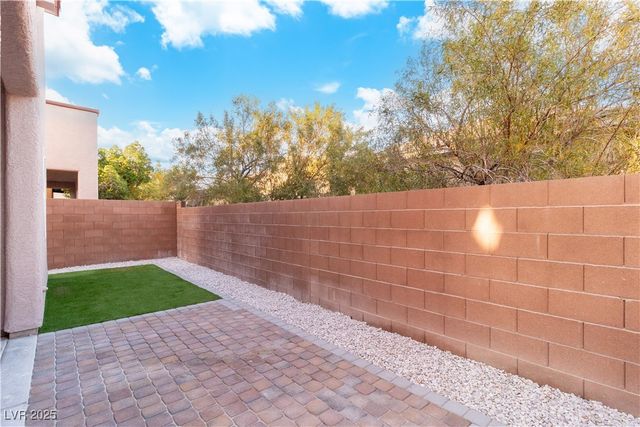 7342 Brisbane Hills Street, Las Vegas, NV 89166