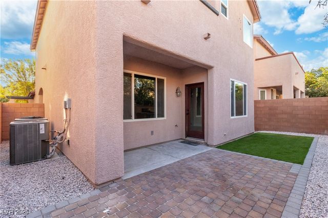 7342 Brisbane Hills Street, Las Vegas, NV 89166