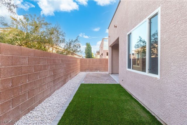 7342 Brisbane Hills Street, Las Vegas, NV 89166