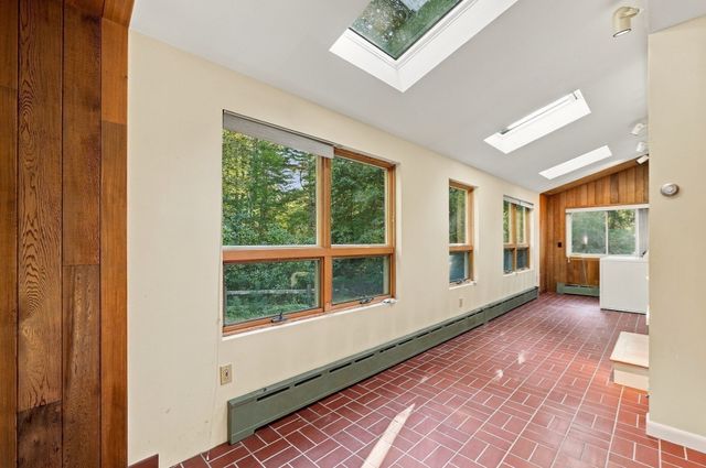 14 Crooked River Rd, Wareham, MA 02571
