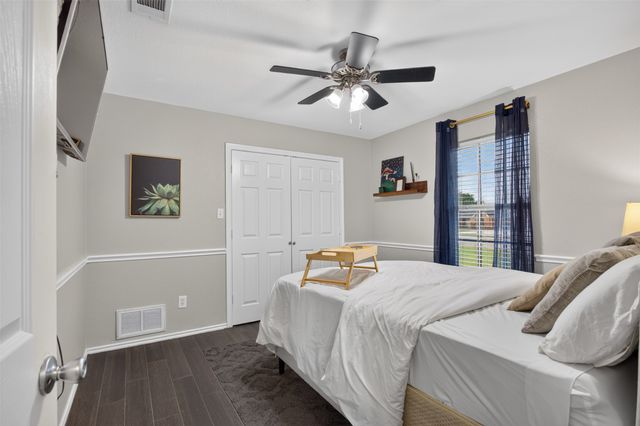 100 Radecke Road, Krum, TX 76249