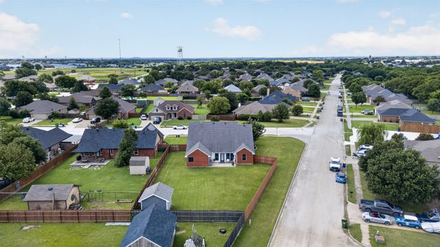 100 Radecke Road, Krum, TX 76249