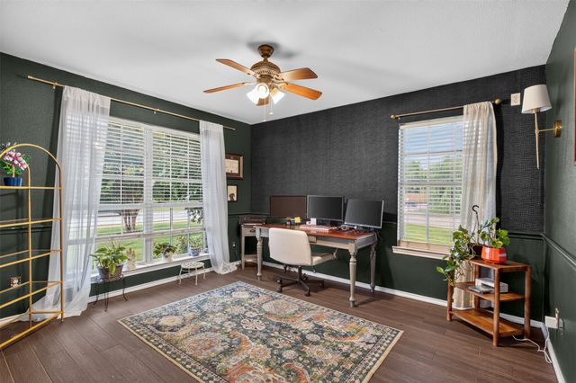 100 Radecke Road, Krum, TX 76249