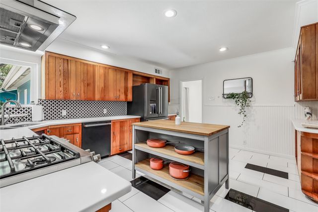 1618 Waterston Ave, Austin, TX 78703