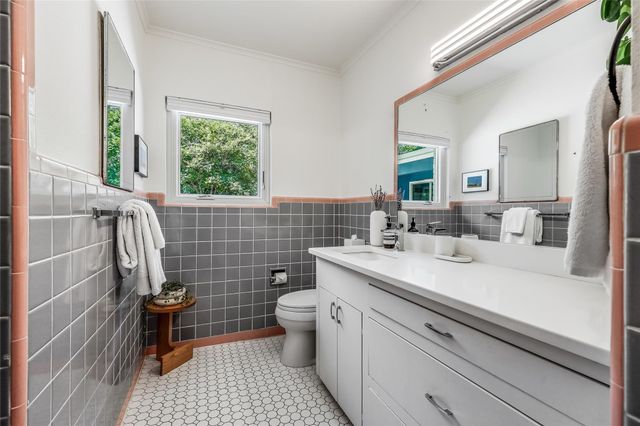 1618 Waterston Ave, Austin, TX 78703