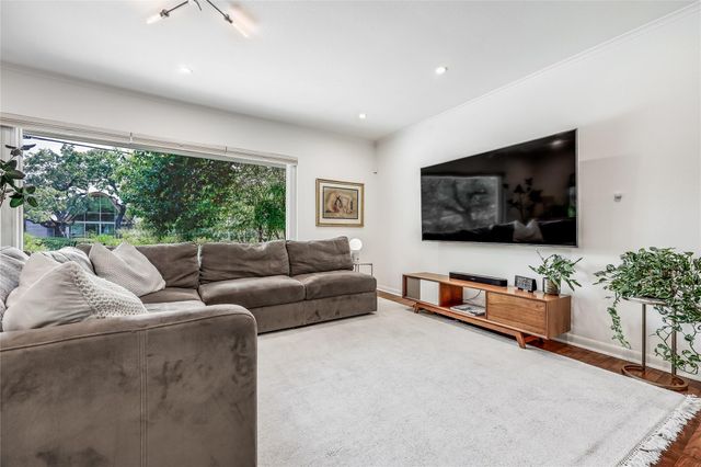 1618 Waterston Ave, Austin, TX 78703