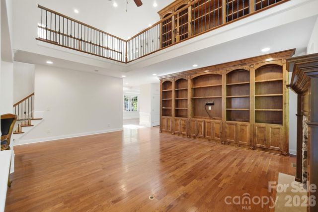 2016 Autumn Blossom Lane, Waxhaw, NC 28173