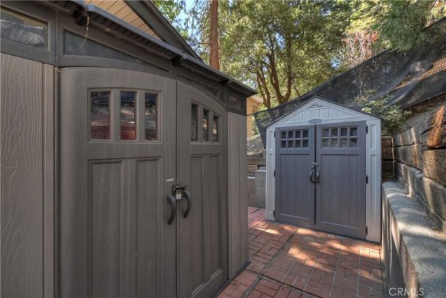 24150 Zell Court, Crestline, CA 92325
