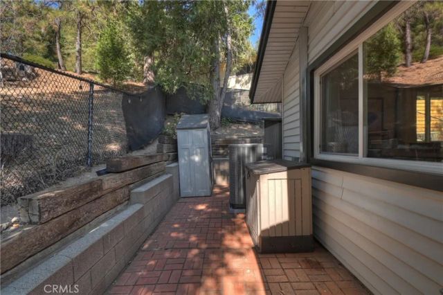 24150 Zell Court, Crestline, CA 92325
