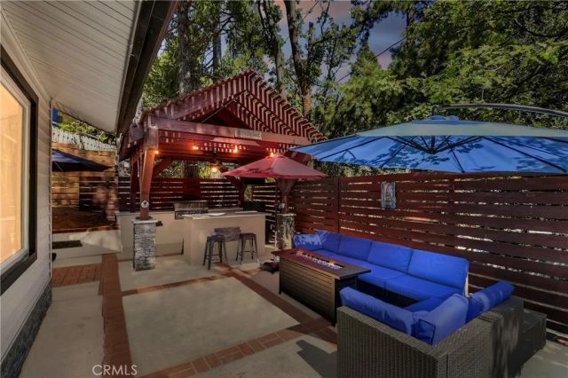 24150 Zell Court, Crestline, CA 92325
