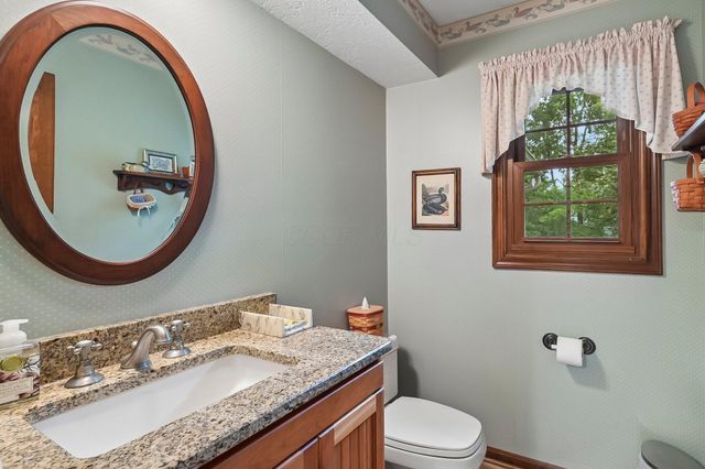 255 Luke Court, Westerville, OH 43081