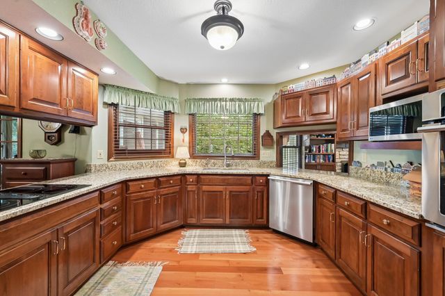 255 Luke Court, Westerville, OH 43081