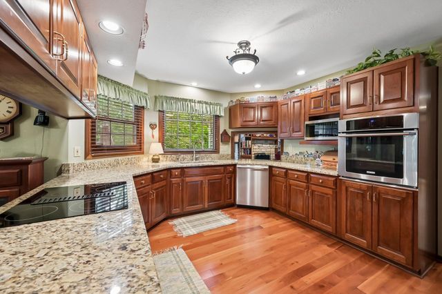 255 Luke Court, Westerville, OH 43081