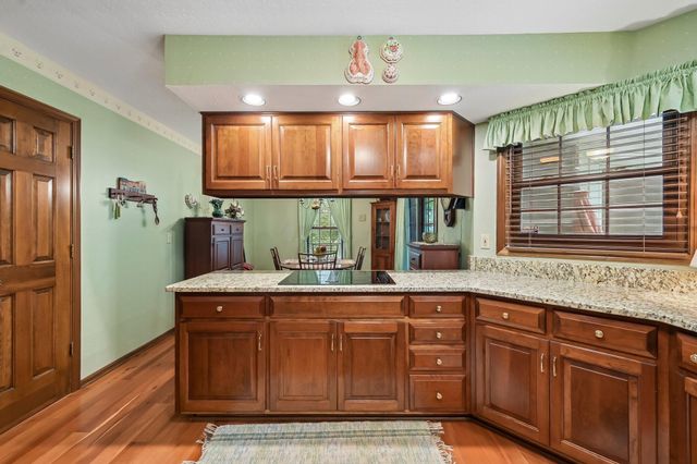 255 Luke Court, Westerville, OH 43081