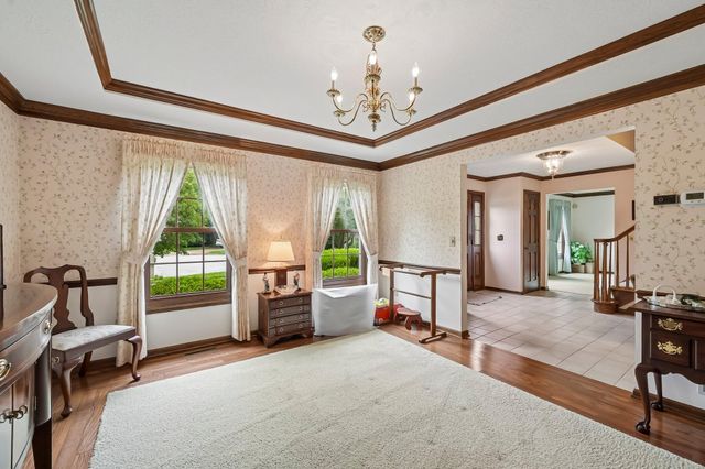 255 Luke Court, Westerville, OH 43081